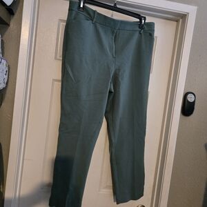 Liz Claiborne Olive Slim Leg Ankle Pants